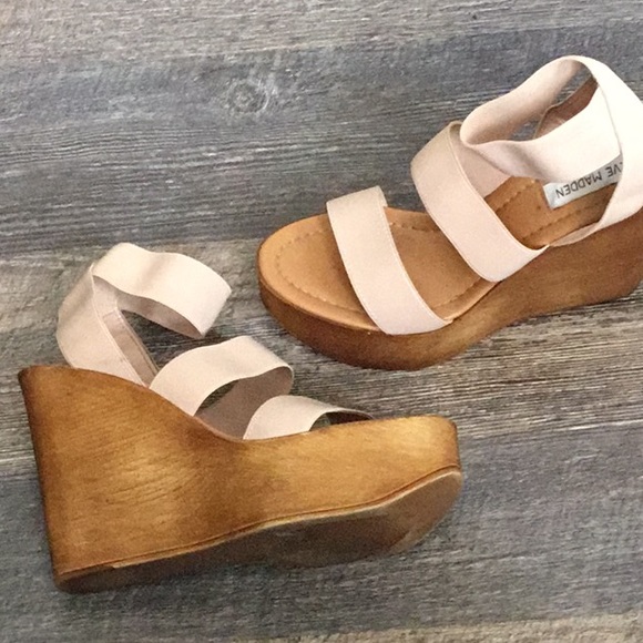 NUDE Steve Madden wedges ankle strap - Picture 4 of 4